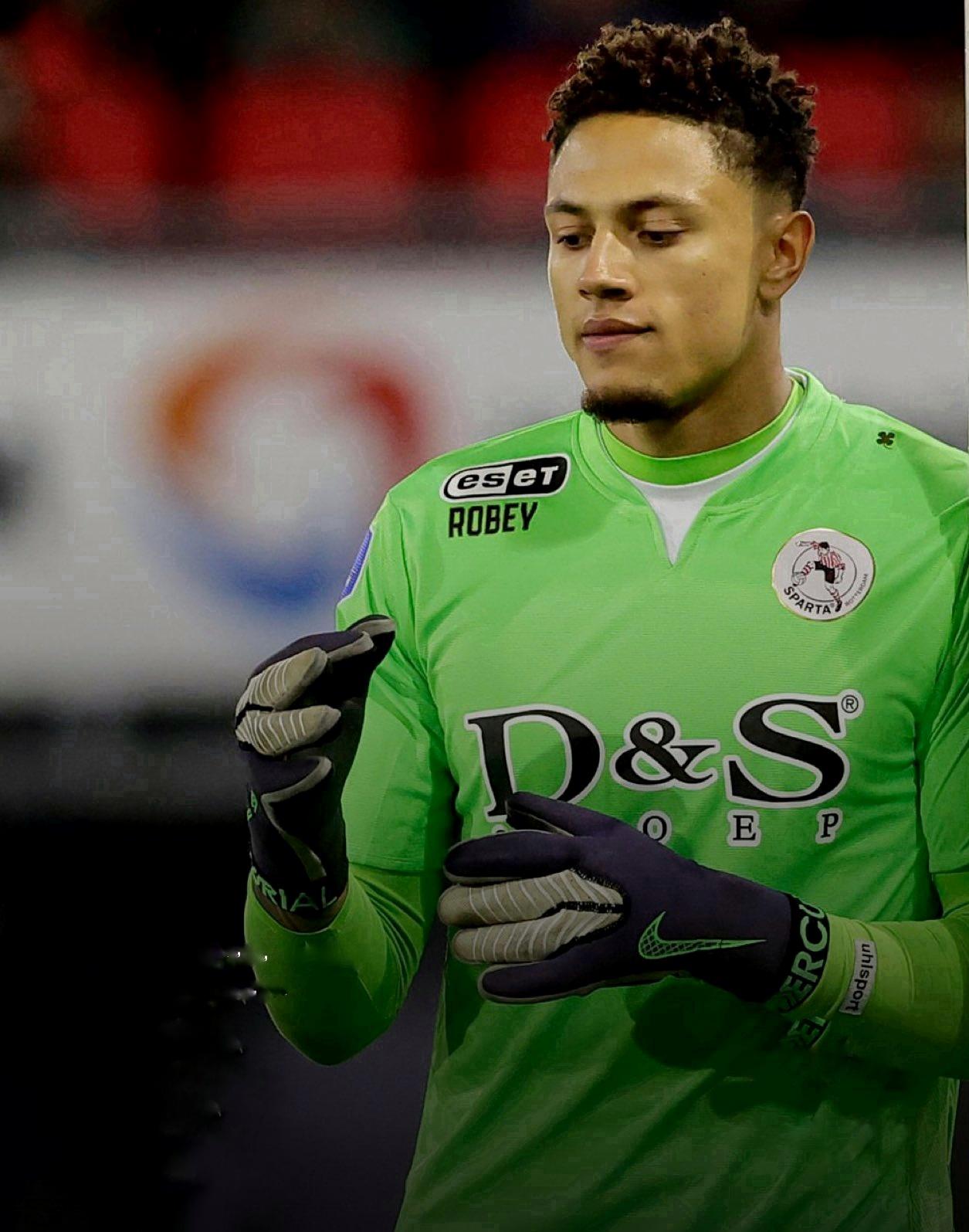 Maduka Okoye with phenomenal performance against Az Alkmaar