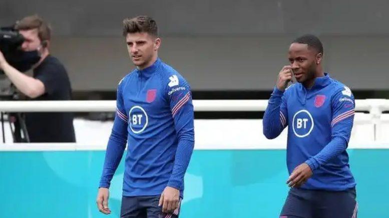 We want Raheem Sterling kind of players around us - Chelsea star boy Mason Mount