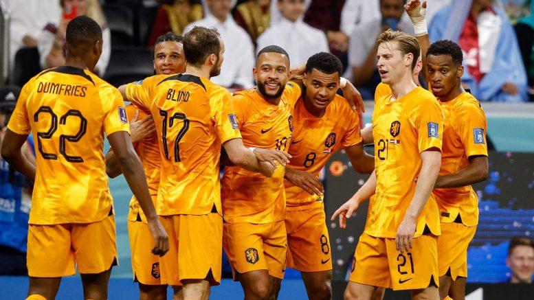 Netherlands crush Qatar to seal top of Group A in Fifa World Cup