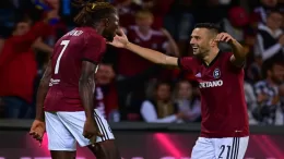 Victor Olatunji's late goal sends Sparta Prague to Europa League group stage