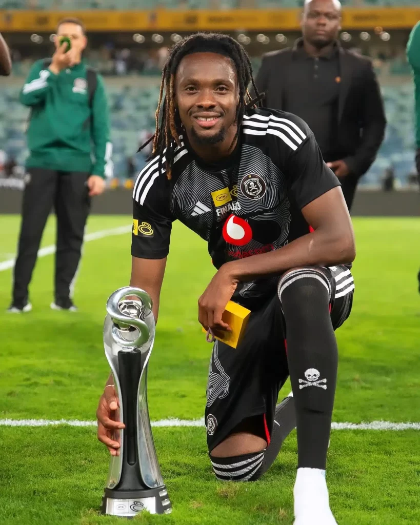 Super Eagles Defender Olisa Ndah lifts MTN8 Cup with Orlando Pirates