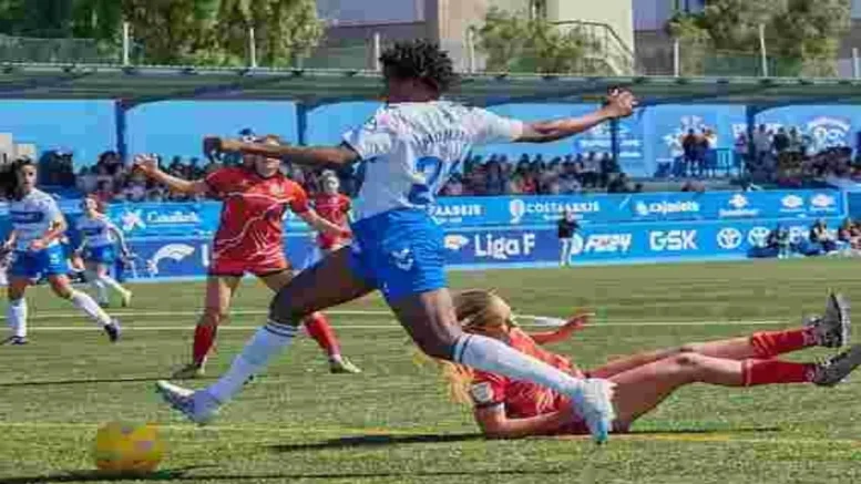 Gift Monday Proud to Score in UD Tenerife Hard-fought Draw Against Levante Las Palmas