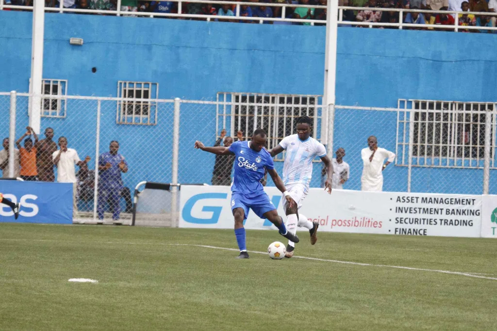 NPFL: Enyimba's Mboama Becomes Top Scorer with Brace Against Rivers United