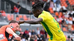 Super Eagles Winger Simon Moses Continues Hot Streak, Lead Nantes to Victory Over Laval