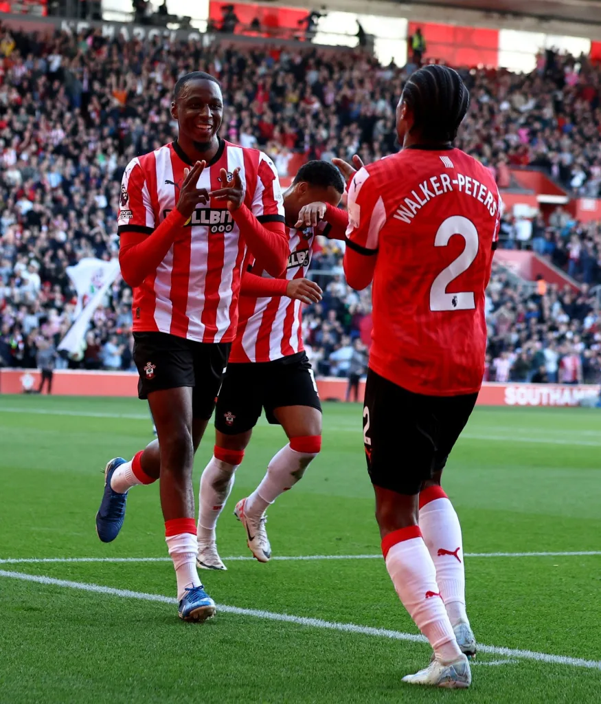 Joe Aribo scores first goal of the season against Leicester