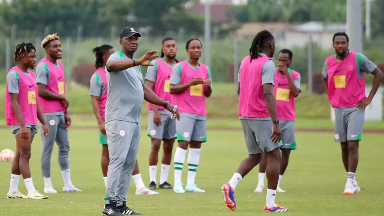Kanu pushes for Eguavoen as Super Eagles coach – "What are they waiting for?"