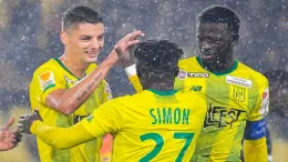 Moses Simon: Nantes boss gives update on winger's 'knee injury problem'