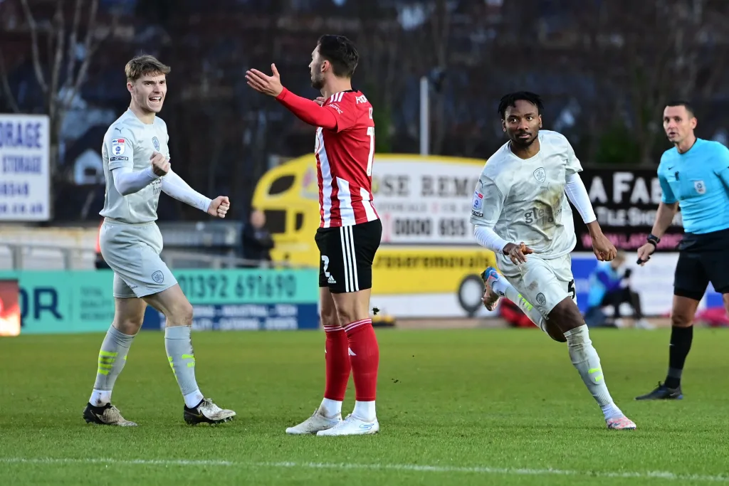 Kelechi Nwakali opens scoring account, fires Barnsley to first win in 7 games