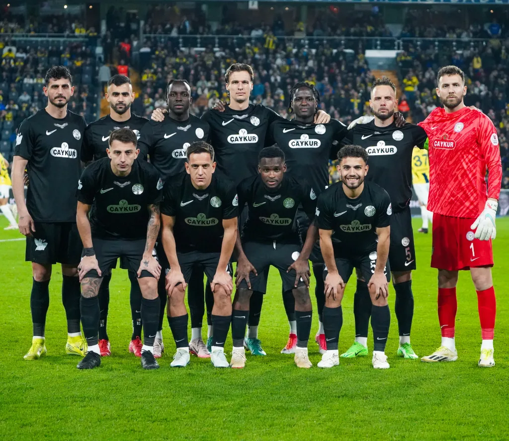 Ibrahim Olawoyin and teammates
