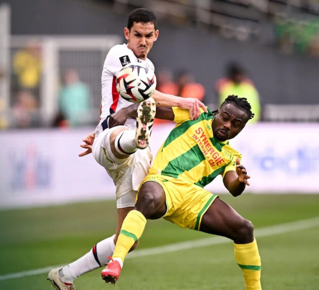 Moses Simon’s playmaking magic lifts Nantes past Chuba Akpom’s Lille, boosting survival hopes