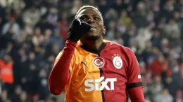 Victor Osimhen strikes again