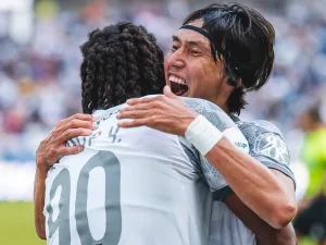 Chinonso Offor celebrates goal for FC Baltika vs Orenburg~2