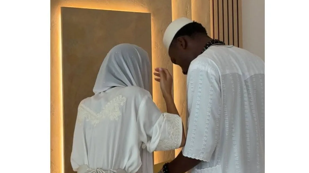 Fisayo Dele-Bashiru wedding with Moroccan model Nada Bensouna