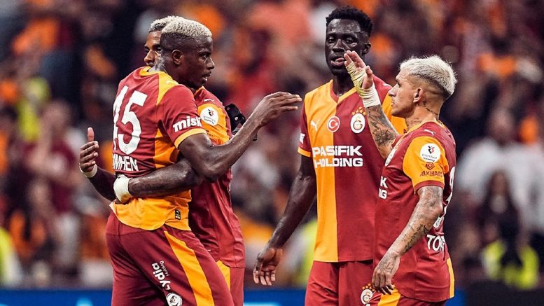 Galatasaray vs Rizespor Turkish Super Lig action