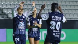 Pachuca forward Ihezuo scoring in 6-0 win over Chorrillo