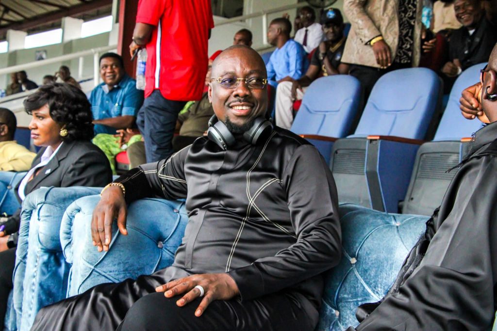 Obi Cubana and Kanu Nwankwo at Enyimba Stadium
