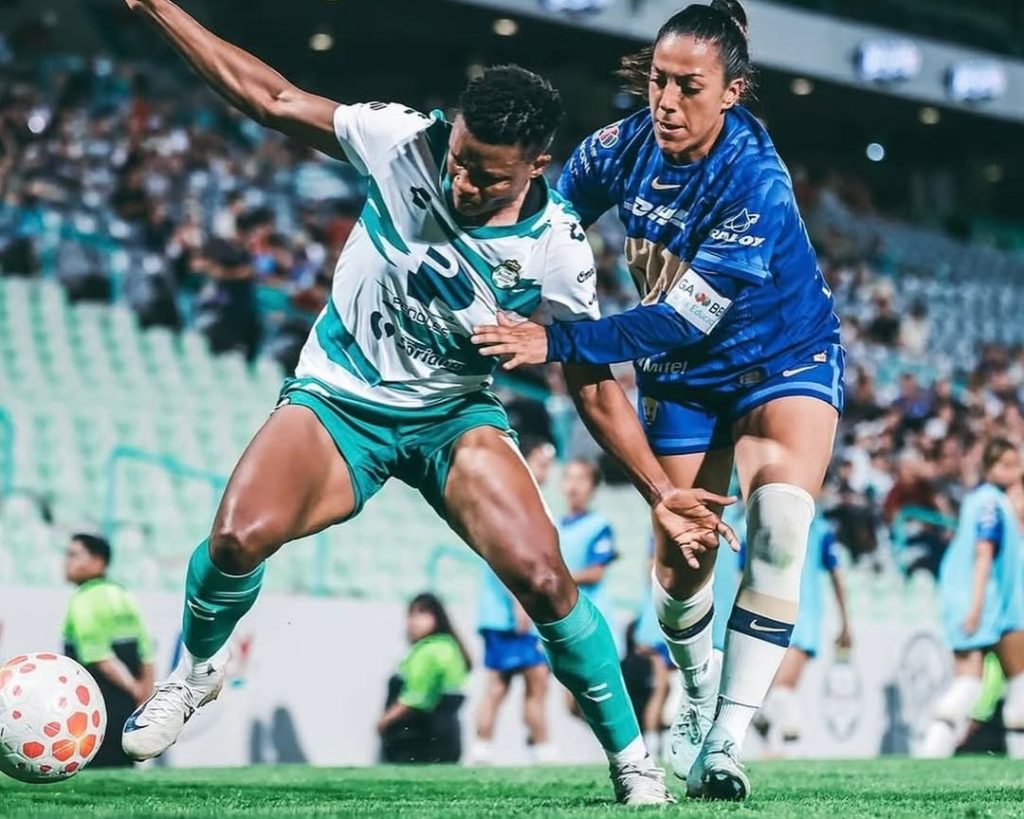 UNAM Pumas Women celebrate 5-3 win over Club Santos Laguna