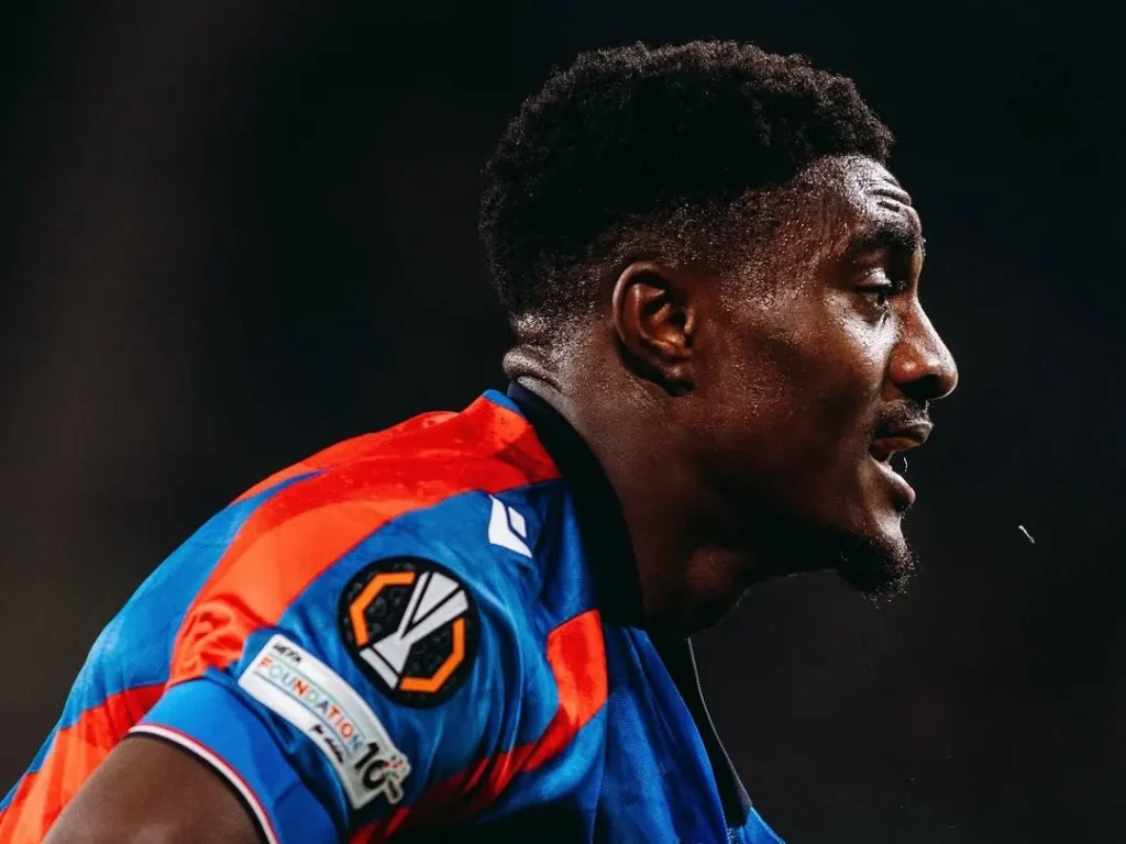 Viktoria Plzen forward Rafiu Durosinmi celebrates goal against Ferencvaros