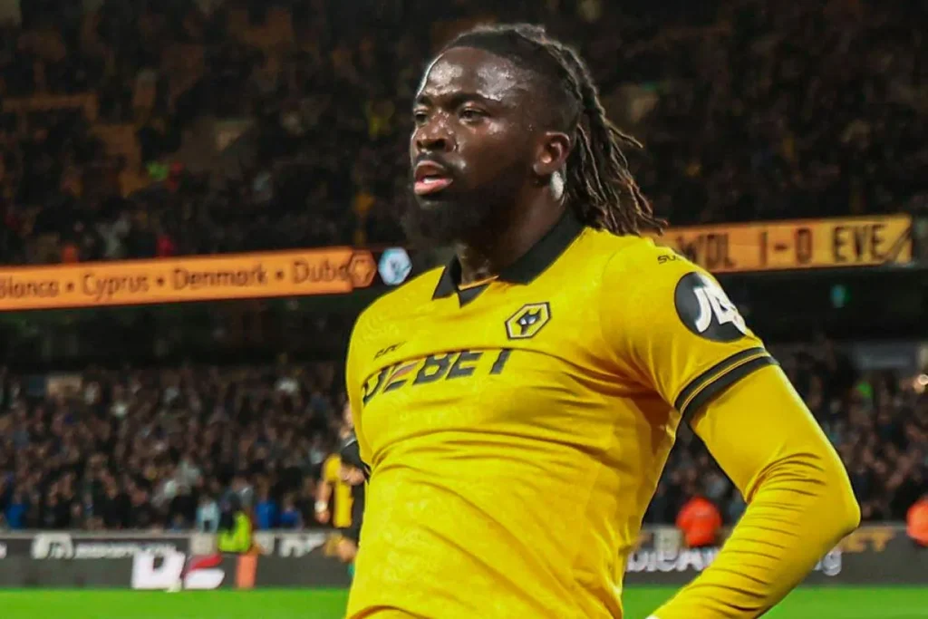Wolves striker Tolu Arokodare vs Everton