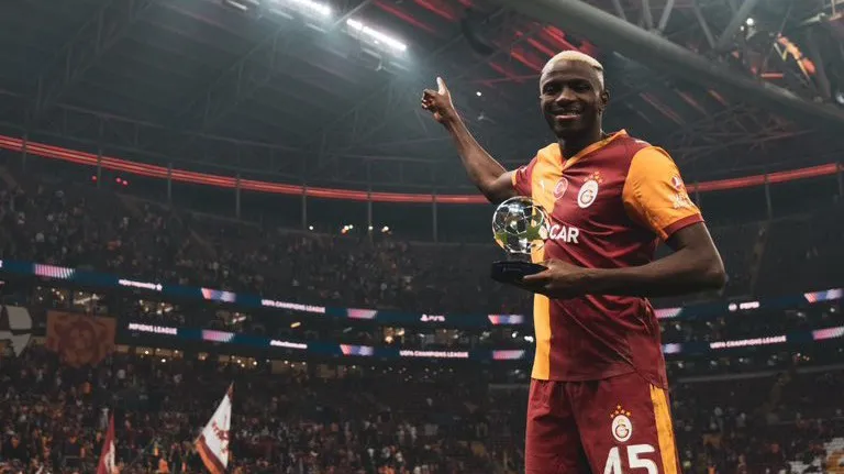 Galatasaray striker Victor Osimhen on pitch vs Liverpool
