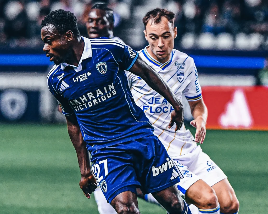 Moses Simon celebrates assist in Paris FC win over Lorient