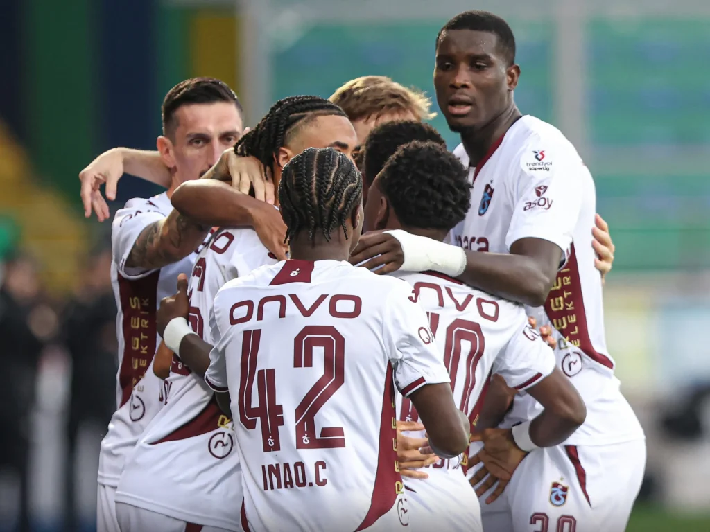 Paul Onuachu celebrates goal for Trabzonspor vs Çaykur Rizespor