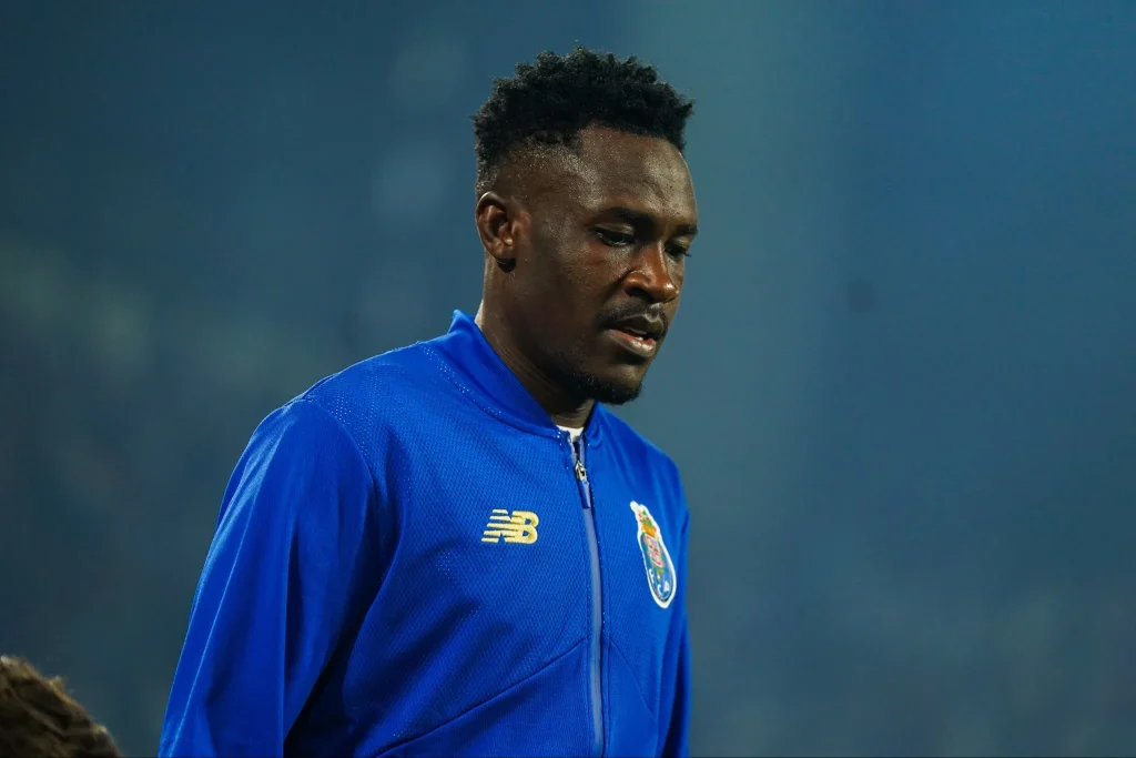 Zaidu Sanusi sidelined with leg injury for Porto