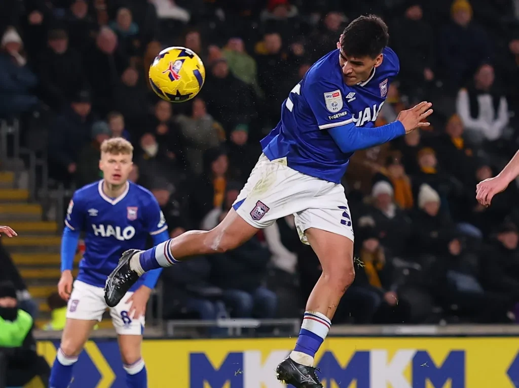 Chuba Akpom Finally Breaks His Dry Spell and Outshines Nigerian Rivals at Hull City