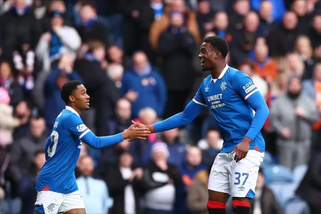 Emmanuel Fernandez celebrating his second Scottish Premiership goal