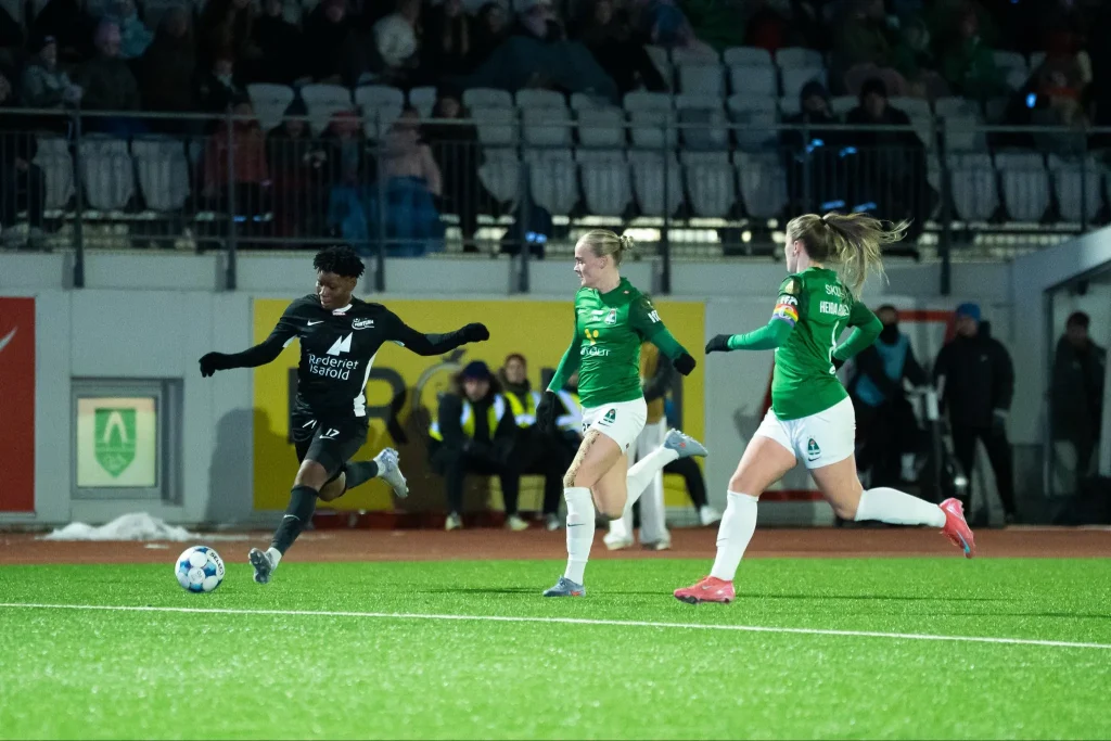Joy Omewa scores for Fortuna Hjørring