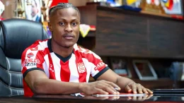 Jonathan Okoronkwo at Sivasspor signing ceremony