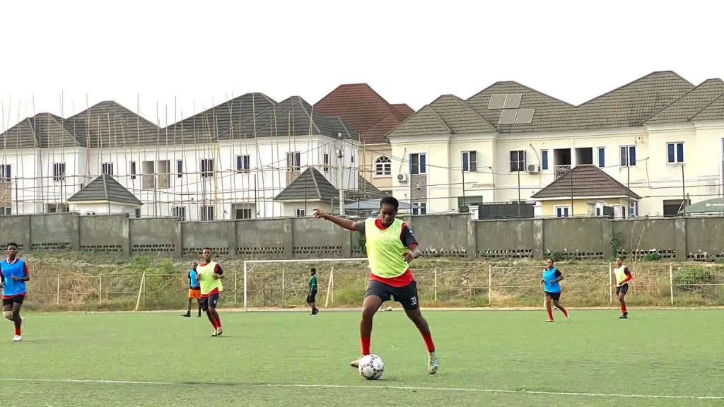 Zohar FC players defending against Rangers attack
