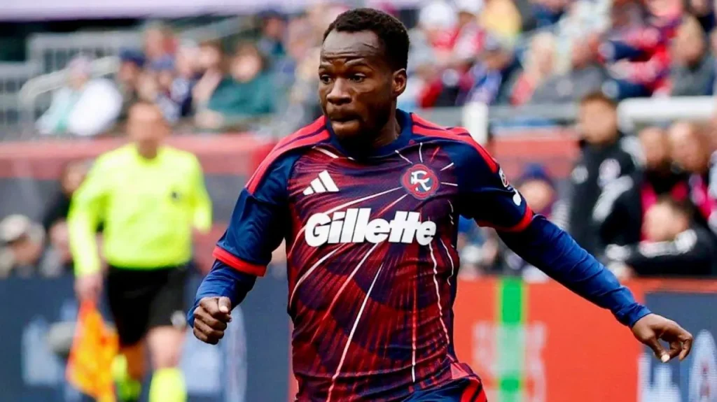 Alhassan Yusuf header goal during New England Revolution MLS victory