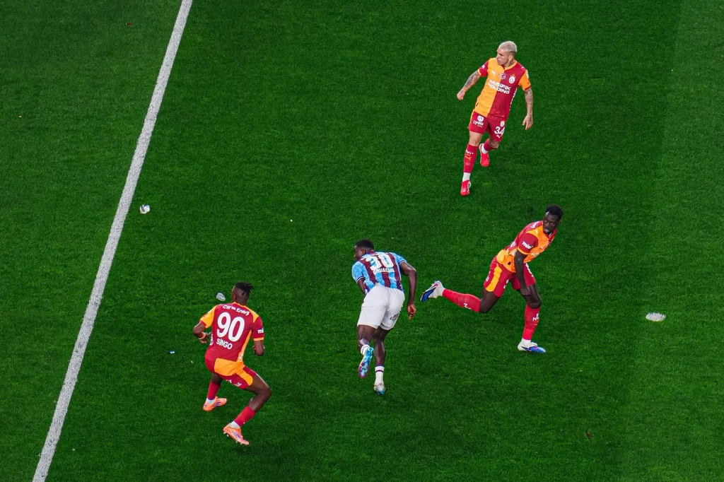 Anthony Nwakaeme leads Trabzonspor attack vs Galatasaray