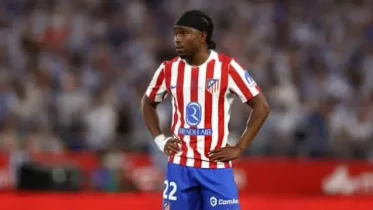 Atlético Madrid and Ademola Lookman reacting during Copa del Rey final defeat