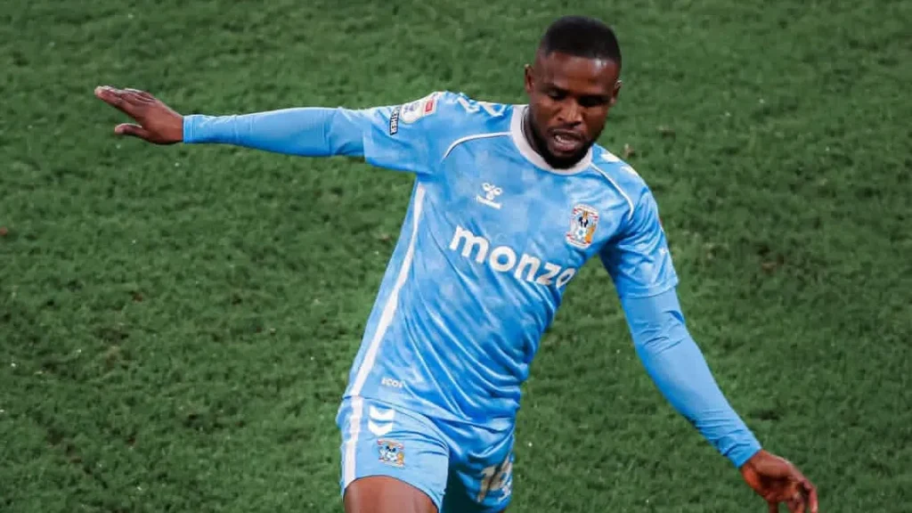 Frank Onyeka controlling midfield for Coventry City