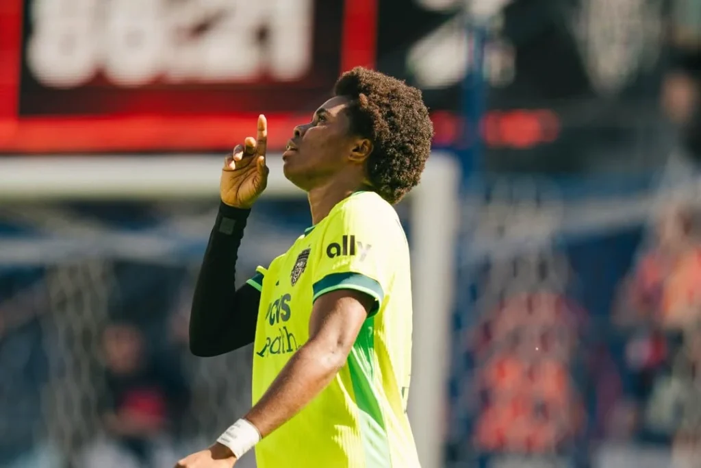 Gift Monday scores first goal of the season