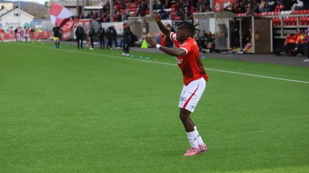 Kongsvinger IL match action featuring Daniel Job scoring