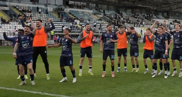 Samuel Akere scoring the opening goal in the Croatian HNL